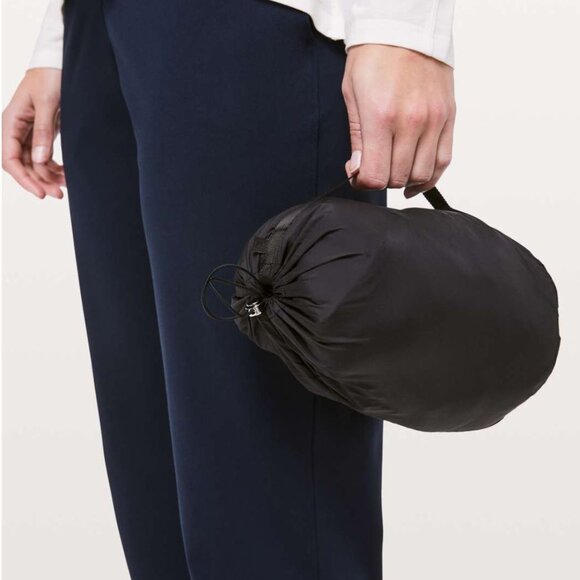 Lululemon Pack It Down Puffer Vest Size 6 EUC - Picture 5 of 6